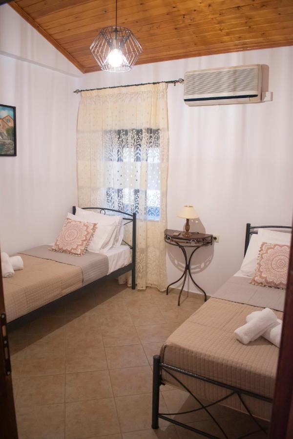 House Of Harmony Villa Kamisianá Exterior photo